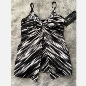 Miraclesuit Nwt Warp Speed Love Knot Black / White Underwire Tankini Swim Top 10